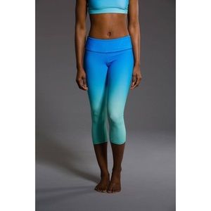 Onzie crop legging